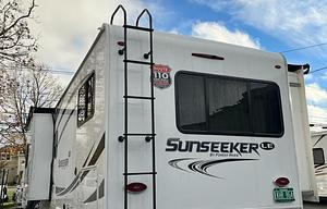 2019 Forest River RV Sunseeker LE 3250DSLE