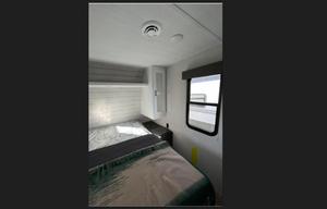 2022 Keystone RV Hideout 28BHSWE