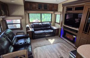 2018 Prime Time RV Crusader 340RST