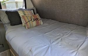 2026 ready- Winnebago - Fits 6, Tows Easy!