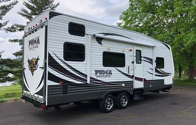 2015 Palomino Puma Unleashed 24’