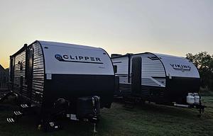 Brand New Viking, Spacious and Clean "The Beehive"