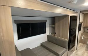 Easy Livin’ with Eileen – 2025 Coleman Camper 27'