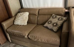 2014 Miramar 34 1 RV rental photo 9