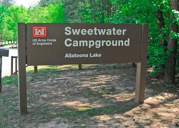 SWXX1 - Entrance sign.