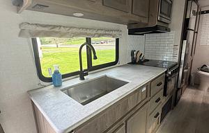 Fully equipped and super cozy camper