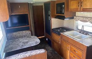 2014 Coleman Forest river Catalina RV rental photo 4