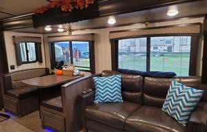 2018 CrossRoads RV Sunset Trail Super Lite SS336BH