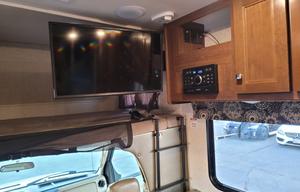 JANICE-2018 Forest River Sunseeker Bunkhouse