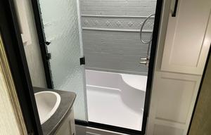 Suite Hotel on Wheels!