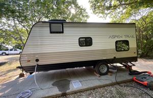 Campventure Cruiser: Family Fun on Wheels!