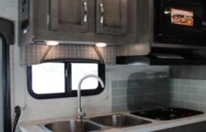 M & L RV Rentals-Introduces Mabel Newer Class C