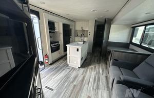2024 Jay Flight 331BTS RV rental photo 13