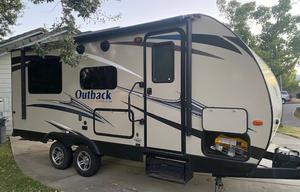 2016 Keystone RV Outback Ultra Lite 220URS