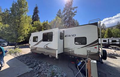 2015 forest river evo 2850