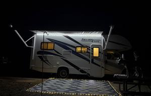 "Dorothy" - Easy Drive-24' Thor Elite - Sleeps 4-6