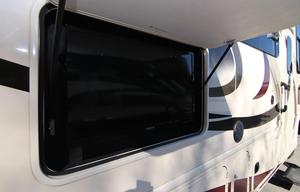Thor Hurricane 29M | King Bed | Sleeps 6+
