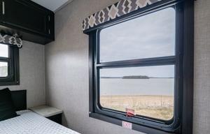 Spacious Dog Friendly and stocked for adventure!!