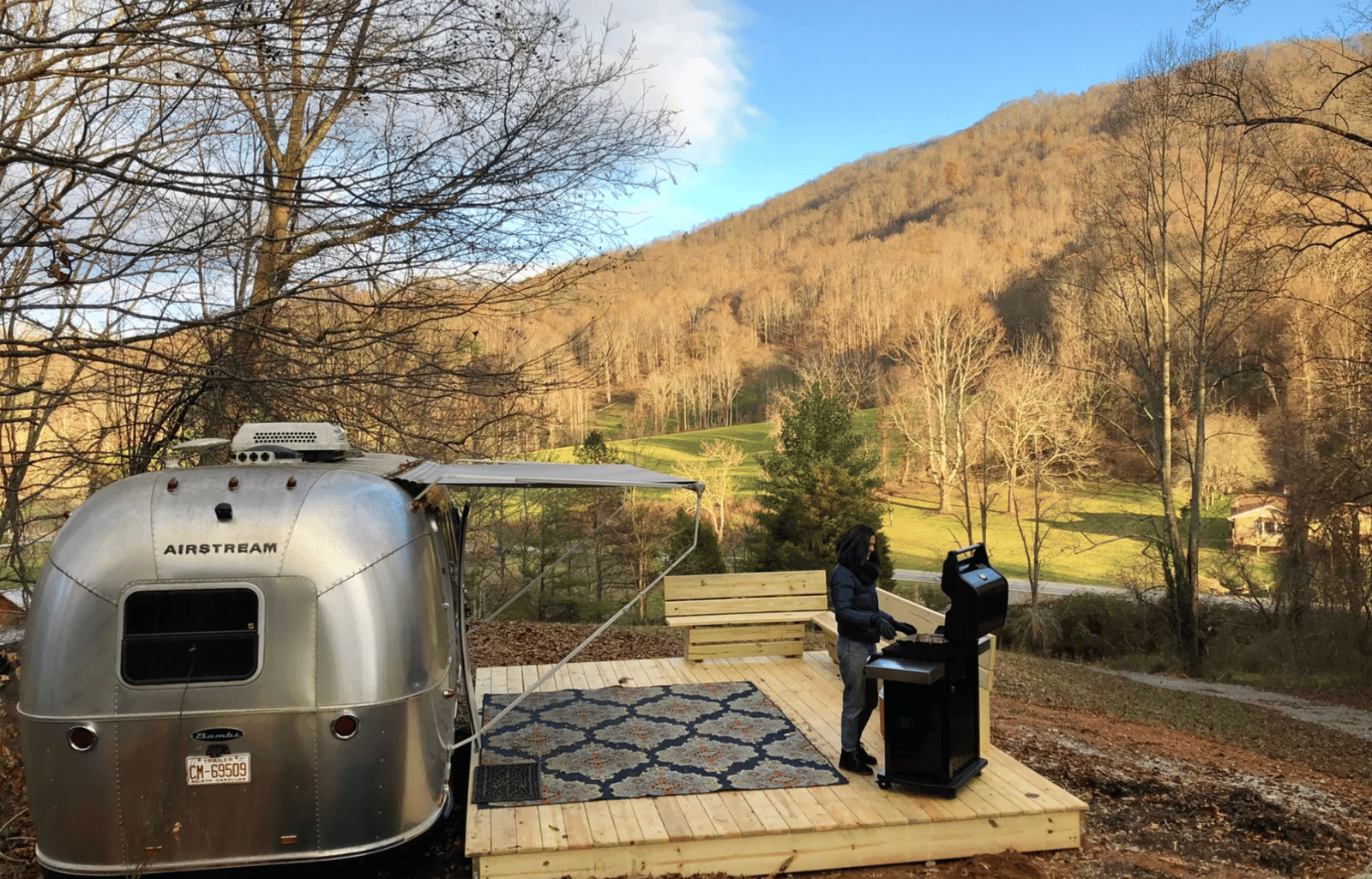 Airstream 22FB Bambi Private Hillside Campground