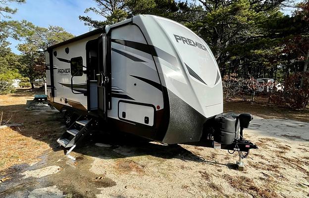 2021 Keystone RV Premier Ultra Lite 19FBPR