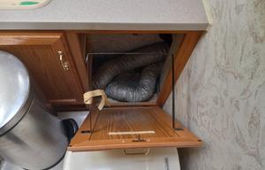 1996 Winnebago Sunrise 30rq with Solar