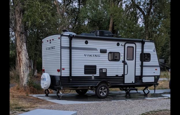 Dream Creek Comfort with dinette slide and bunks
