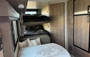 2021 Grand Design Imagine XLS 21BHE