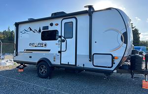 Padhuvijay Family Camper