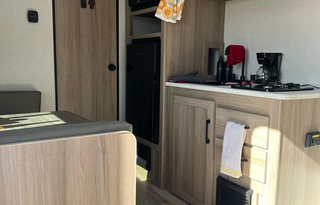 2025 keystone Colman 17R Travel Trailer.