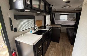 Bear Foot Travel Co