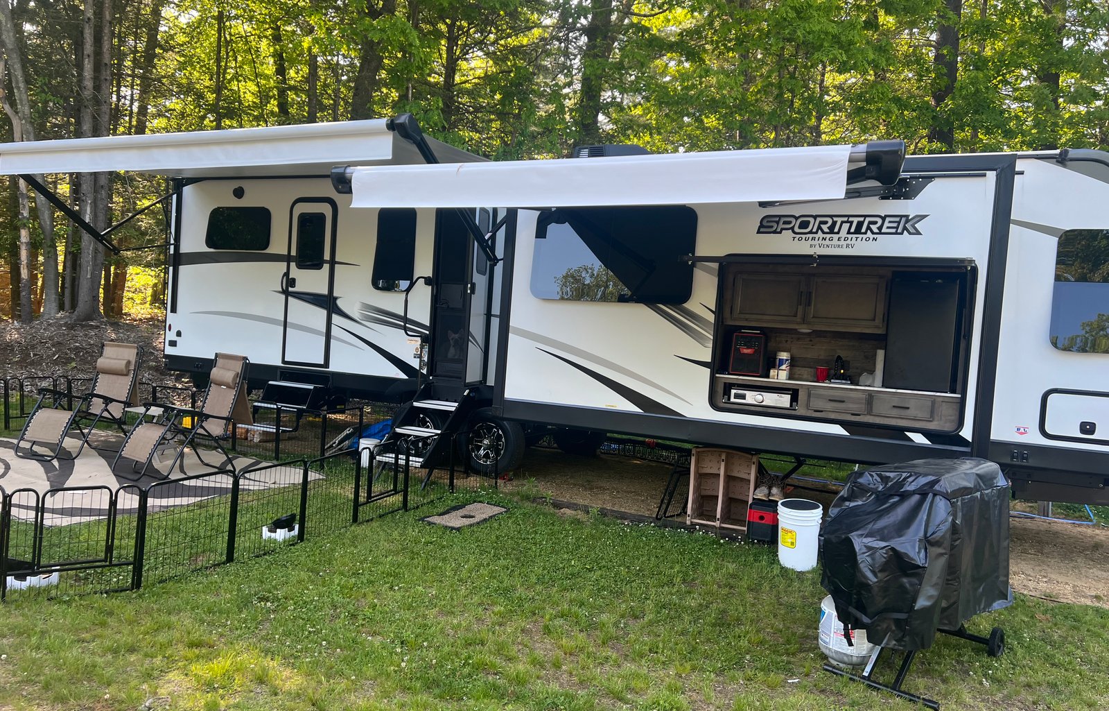 2023 Venture Rv SportTrek Touring Edition 333VMI