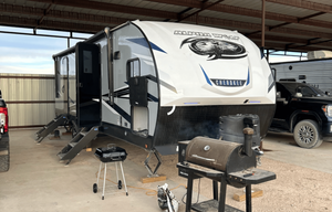 2022 Forest River RV Cherokee Alpha Wolf 28FK-L RV rental photo 4