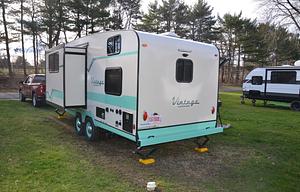 2022 Gulf Stream RV Vintage Cruiser 23QBS