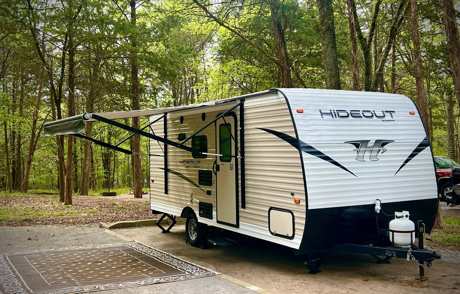 2019 Keystone Hideout 21.5'