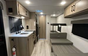 2025 Coleman Ultra Light 17BX