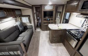 2020 Coachmen RV Apex Ultra-Lite 289TBSS