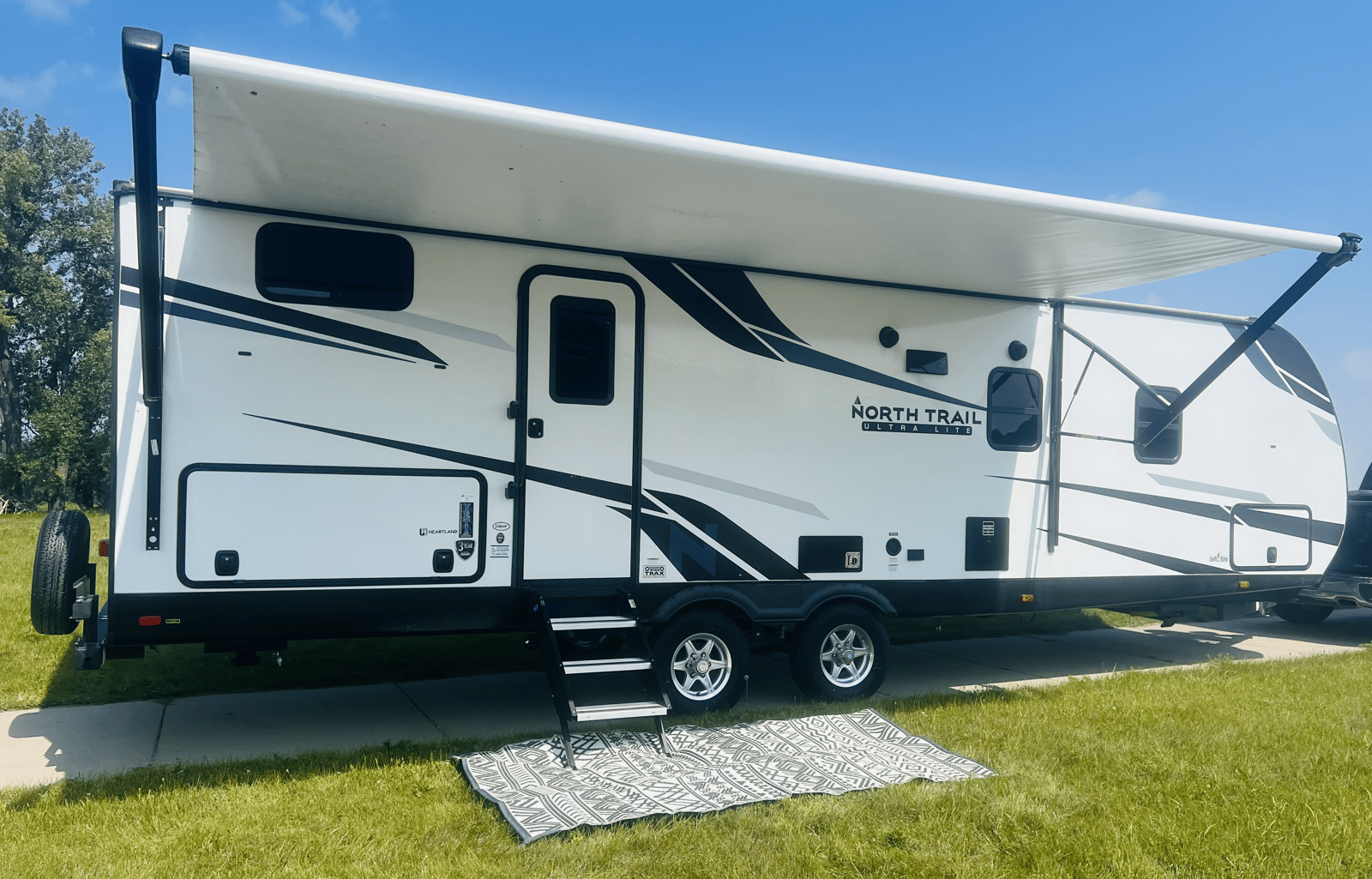 33' 2022 Heartland RV Travel Trailer