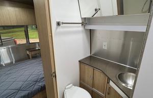 "Sky Glider" Airstream Flying Cloud 25FB