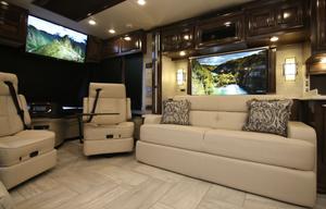 A class "glamping” on Lake Tuscaloosa