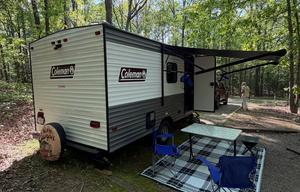 Portable Airbnb\2024 Dutchman Coleman Lantern 17B