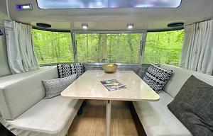 2019 Airstream RV International Signature 25FB