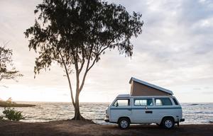 Hawaii Camper Van! Classic VW Pop-Top 5 minutes from Honolulu Airport on Oahu