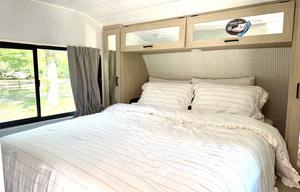 *Fall Special*CLEAN & Spacious Family Bunk House