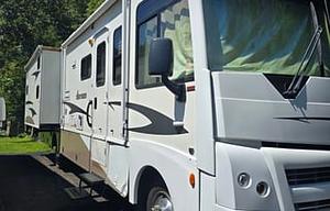 2008 Winnebago Sightseer 35J Bunkbed Model