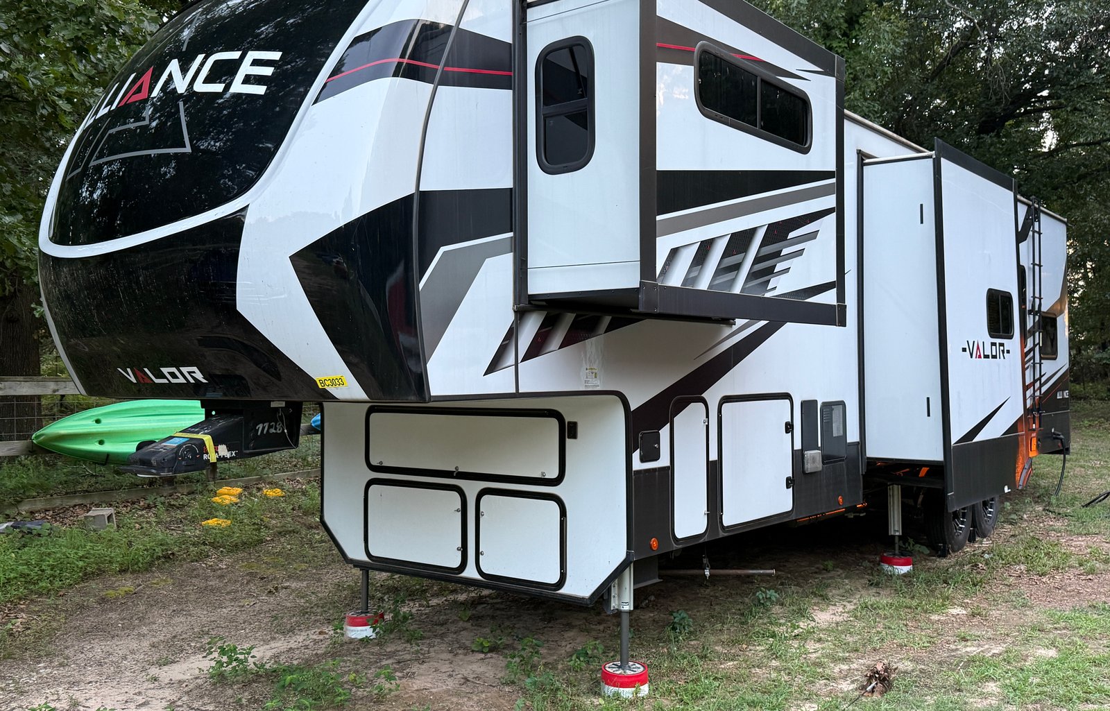 2023 Alliance RV Valor 36V11
