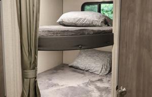 (DELIVERY ONLY) 2023 Catalina Coachmen