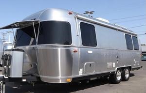 2022 Airstream RV Flying Cloud 25 FB