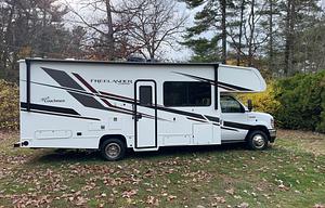 2023 Coachmen RV Freelander 26DS Ford 450