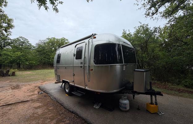 The silver bullet -EZtow, sleeps4, couples retreat