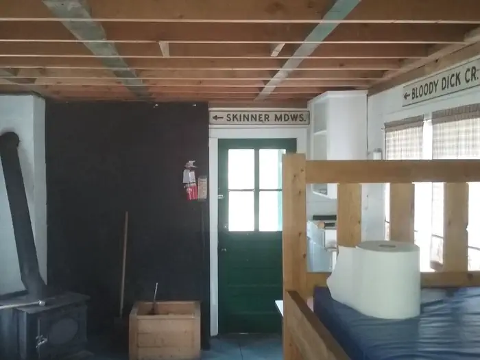 Bloody Dick Cabin
